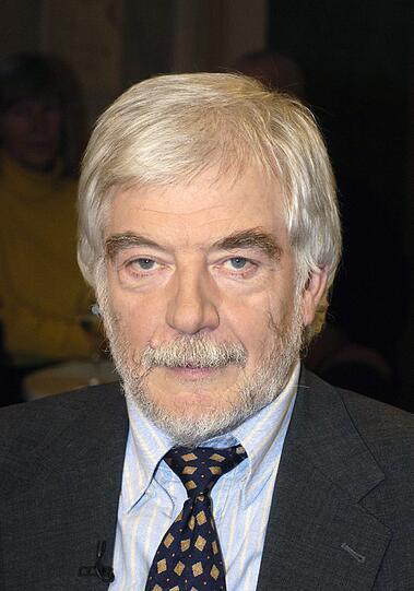 Hans-Joachim Maaz: Abgeschreckt durch die Krippenerziehung in der DDR.
