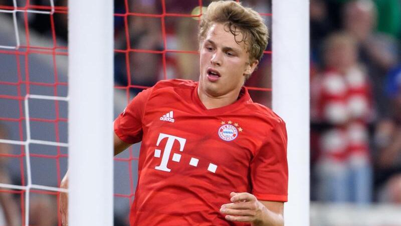 Bayern-Neuzugang Arp fällt mit einer Armverletzung länger aus. Foto: Sven Hoppe/dpa/Archivbild Bayern-Neuzugang Arp fällt mit einer Armverletzung länger aus. Foto: Sven Hoppe/dpa/Archivbild