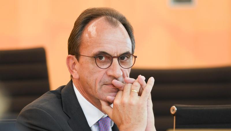 "Haben die Kompetenz und den festen Willen, für mehr Steuergerechtigkeit zu sorgen": Hessens Finanzminister Michael Boddenberg hat angeboten, die "Pandora Papers" zentral auszuwerten.