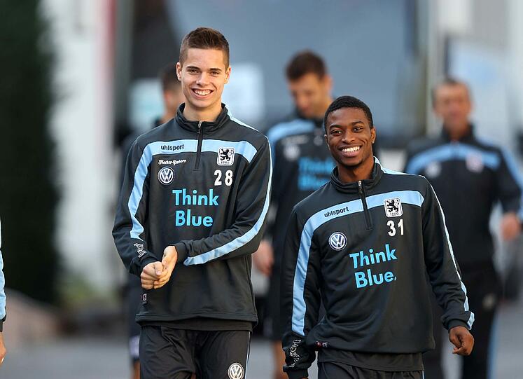 Die Bilder von der Vormittagseinheit am zweiten Tag des Trainingslagers.