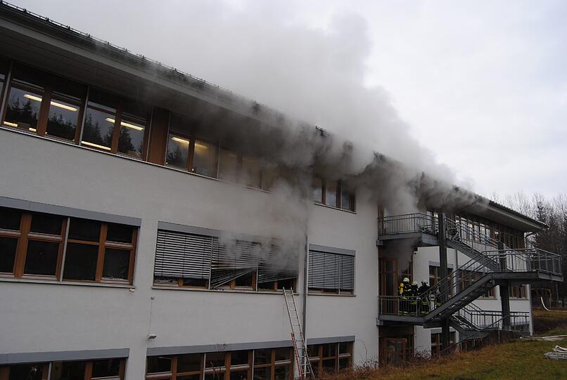Feuer in einer Behindertenwerkstatt im Schwarzwald: 14 Menschen sterben in den Flammen
