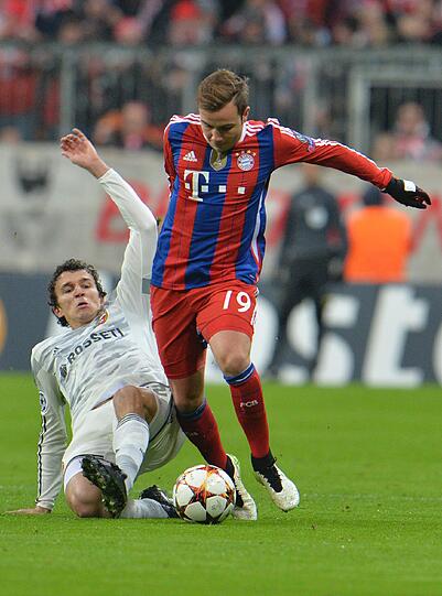 Götze.
