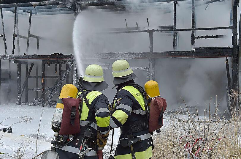 Bilder vom Feuerwehreinsatz in der Orleansstraße.