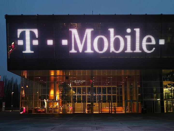 Ein neuer gewaltiger Datenschutz-Skandal erschüttert die Telekom. Der Mobilfunksparte T-Mobile wurden mehr als 17 Millionen Kundenstammdaten entwendet.