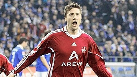 Jens Hegeler kann sehr schön jubeln. Dies tat er schon nach seinem Traumtor beim 3:1 im Hinspiel gegen den FC Köln.