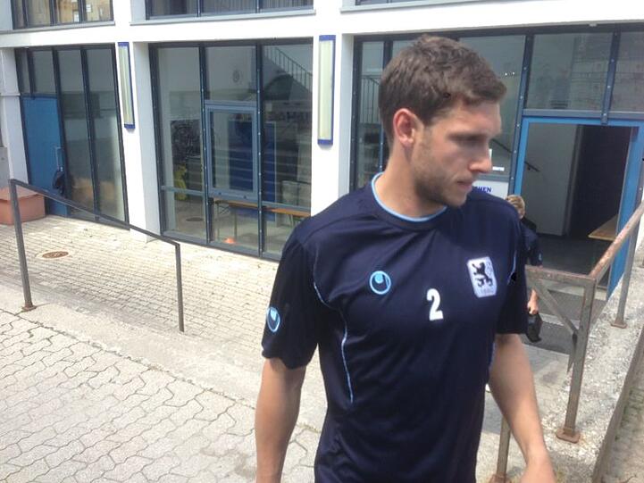 Am Samstag hieß es bei den Löwen wieder schwitzen: Als erstes Profi-Team starteten die Sechz?ger in die Saisonvorbereitung. Wir zeigen die Bilder vom Trainingsauftakt.