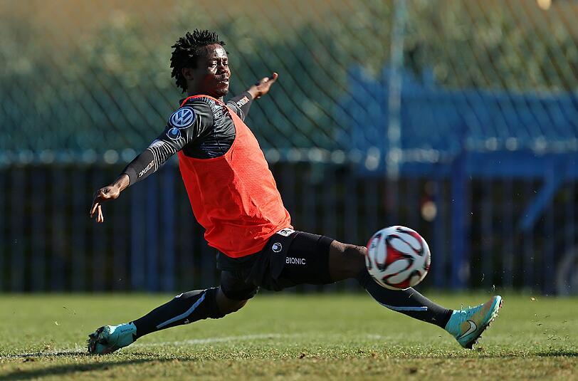 &bdquo;Meine Aufgabe ist, für Balance zu sorgen&ldquo;, sagt Anthony Annan, hier bei seinem ersten Training mit 1860.