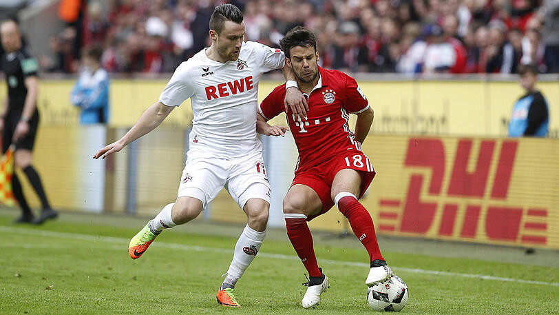 JUAN BERNAT - NOTE 2: Solide auf der linken Seite wie schon nach seiner Einwechslung im Pokal gegen Schalke. Hatte ebenfalls Raum für Vorstöße und traf mit einem beherzten Linksschuss, allerdings glücklich abgefälscht, zum 2:0 (48.). Verlor allerdings auch einige Bälle in der Vorwärtsbewegung, nicht bissig genug in den Zweikämpfen. Pluspunkt: Gute Vorarbeit zum 3:0.