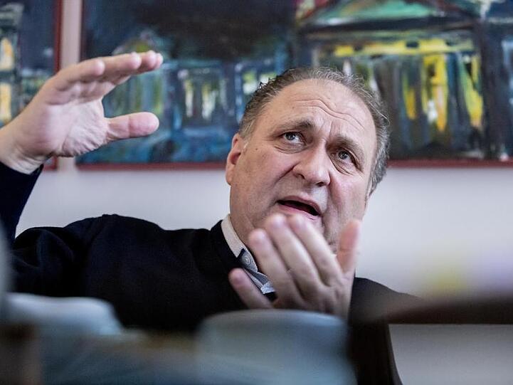 "Wenn es nicht gelingt, dass die Gelder und Zuschüsse noch vor Ablauf des März bei den Betrieben ankommen, droht das Hilfsunterfangen der Bundesregierung zu scheitern", sagt Wollseifer.