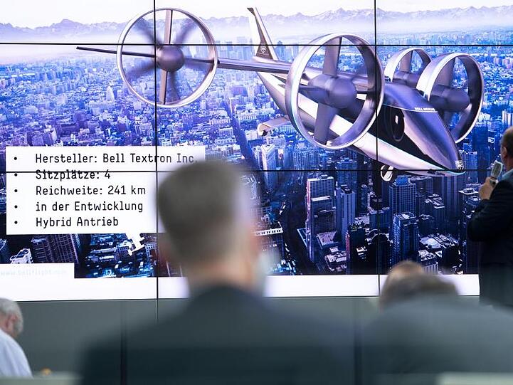 Der Flughafen Köln/Bonn hat eine technische Machbarkeitsstudie zum Einsatz bemannter Flugtaxen am Flughafen vorgestellt.