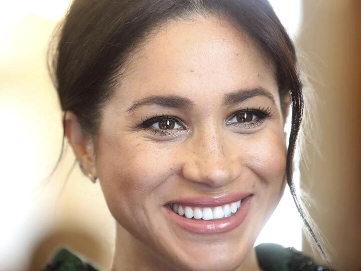 Meghan, Herzogin von Sussex, feiert wichtige Frauen.