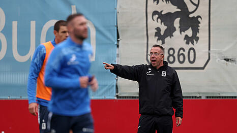Markus Kauczinski bei seinem ersten Training als Chefcoach des TSV 1860.