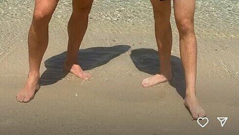 Lukas Podolski und sein Sohn Louis am Strand von Miami. Lukas Podolski und sein Sohn Louis am Strand von Miami.
