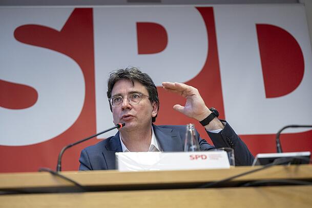 Kritisiert die Millionenerlasse f&uuml;r Reiche: der SPD-Landtagsabgeordnete Florian von Brunn.