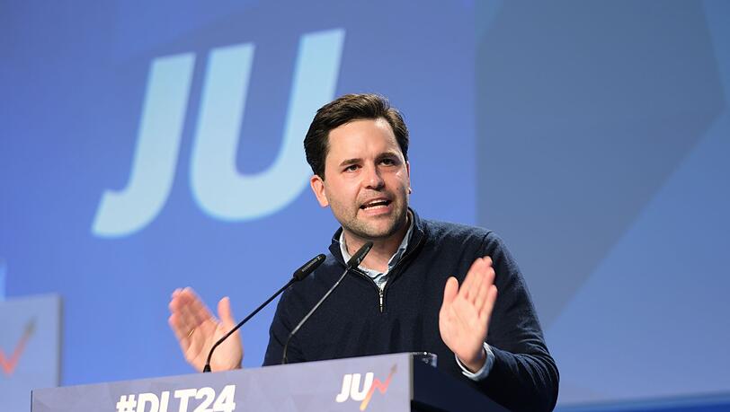 JU-Chef Johannes Winkel kritisiert die Haushaltspläne von Schwarz-Rot. (Archivfoto)