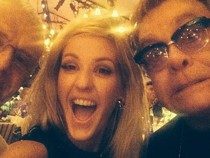Elton John und Ellie Goulding beim Herumalbern