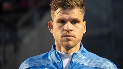 Florian Niederlechner schmort beim TSV 1860 unter Markus Kauczinski auf der Bank.