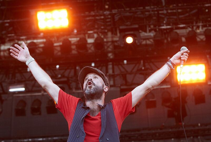 Sonne, Beats und gute Laune: Hunderttausende Musikfans feiern bei den Festivals "Rock im Park" in Nürnberg und "Rock am Ring" auf dem Nürburgring. Die besten Bilder des Wochenendes.