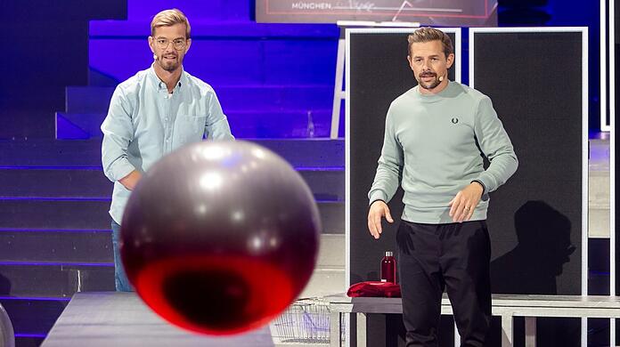 Joko Winterscheidt (l.) und Klaas Heufer-Umlauf im Finale von "Joko & Klaas gegen ProSieben".