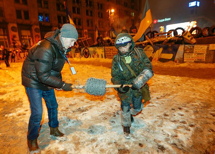 Bilder von den Protesten in der Ukraine. Die Gewalt der Regierung wird von Tag zu Tag härter.