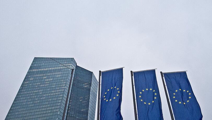 EZB will pro Monat Anleihen für 60 Milliarden Euro kaufen EZB will pro Monat Anleihen für 60 Milliarden Euro kaufen
