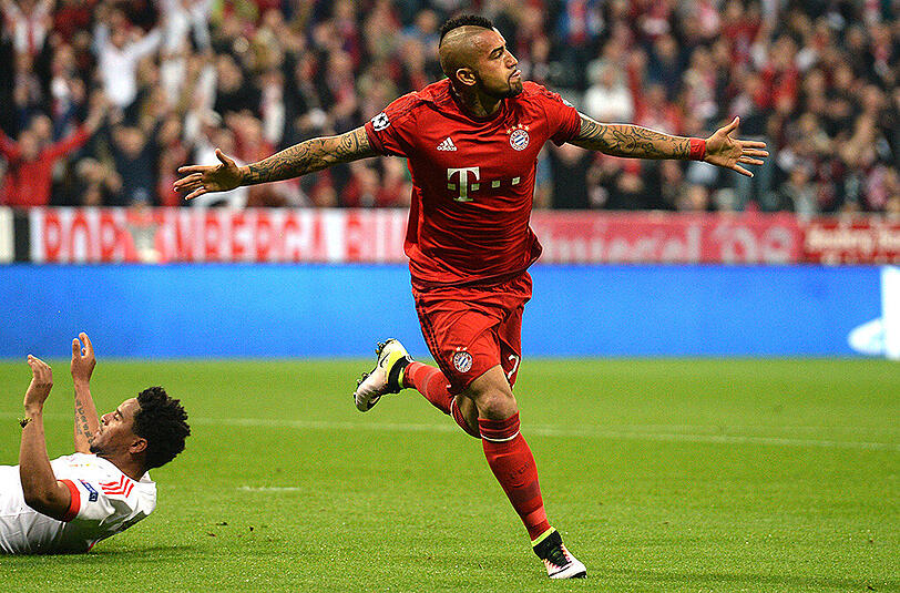 Entfesselt: Arturo Vidal brachte den FC Bayern in der zweiten Minute in Führung.