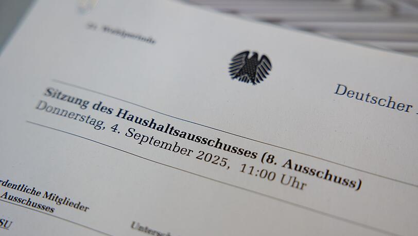 Die wichtigsten Fragen gelten nach der Haushaltsbereinigung als geklärt. Die Haushälter gehen dabei alle Einzeletats durch und lassen die Ministerinnen und Minister vorsprechen.