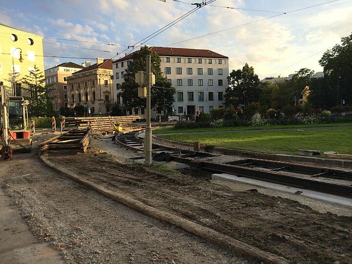 Die Großbaustelle am Karolinenplatz