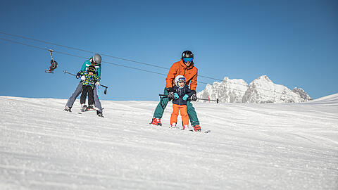 Die Kleinen ganz groß: Im Skigebiet St. Johann in Tirol werden auch für Kinder Skiträume wahr.