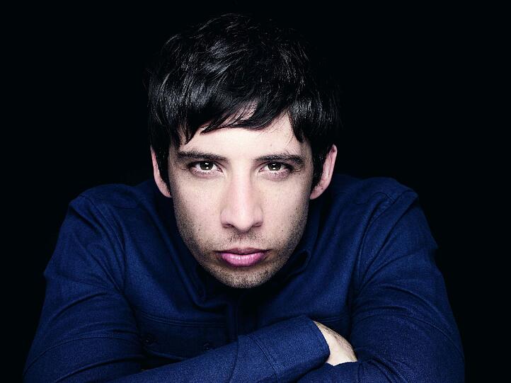 Mit seinem Album &bdquo;Playing In The Shadows&ldquo; kommt Example am Samstag nach München.