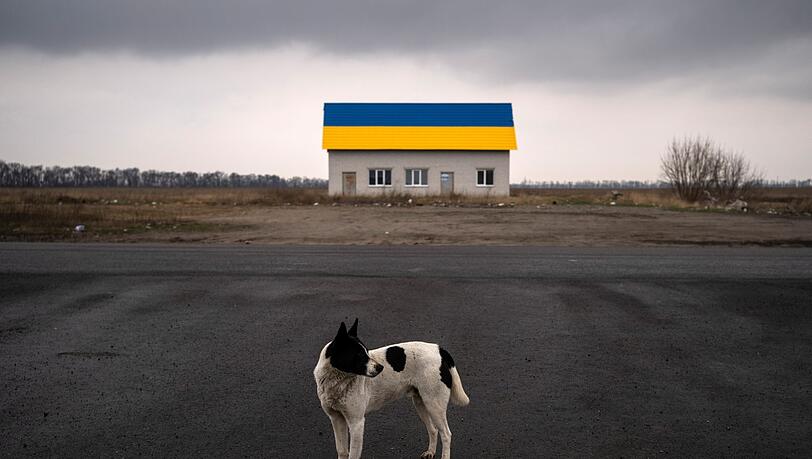 Russland will seine Kampfhandlungen zurückfahren, die Ukraine meldet derweil weitere Angriffe.