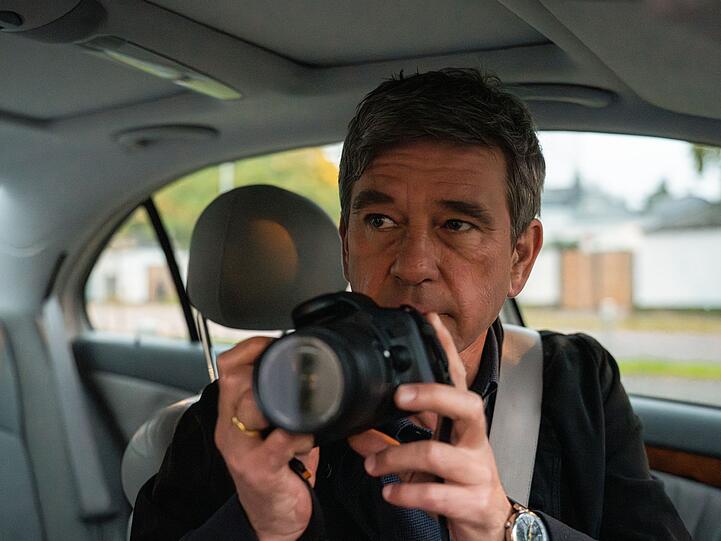 Was hat der undurchsichtige Holger Manthey (Peter Schneider) mit dem Fall zu tun?