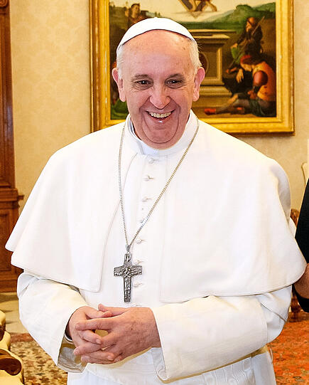 Der neue Papst ist seit fast einem Jahr Oberhaupt der katholischen Kirche.