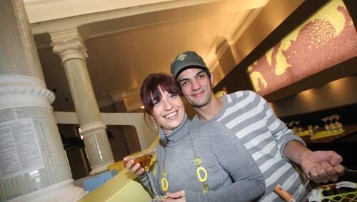 Wollen mit ihrem Restaurant „Grinsekatze“ gewinnen: Anna Regenberg und Toby Kronwitter. Wollen mit ihrem Restaurant „Grinsekatze“ gewinnen: Anna Regenberg und Toby Kronwitter.