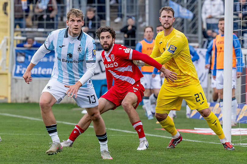 Max Christiansen wird Tunay Deniz in Regensburg wohl ersetzen. Max Christiansen wird Tunay Deniz in Regensburg wohl ersetzen.