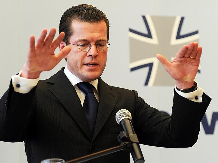 Bundesverteidigungsminister Karl-Theodor zu Guttenberg