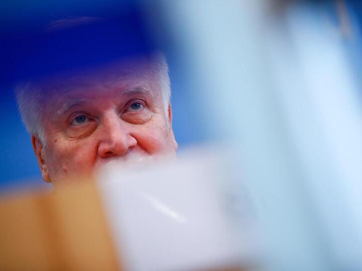 Bundesinnenminister Horst Seehofer (CSU). Foto: Hannibal Hanschke/Pool/Reuters/dpa/Archivbild