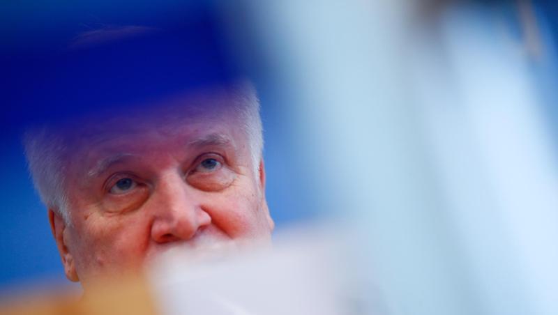 Bundesinnenminister Horst Seehofer (CSU). Foto: Hannibal Hanschke/Pool/Reuters/dpa/Archivbild Bundesinnenminister Horst Seehofer (CSU). Foto: Hannibal Hanschke/Pool/Reuters/dpa/Archivbild
