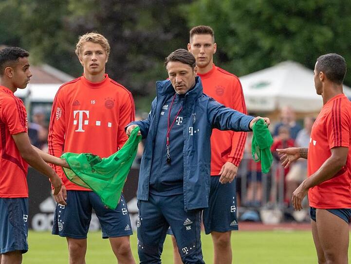 Niko Kovac muss gegen Cottbus nur auf Javi Martínez verzichten.