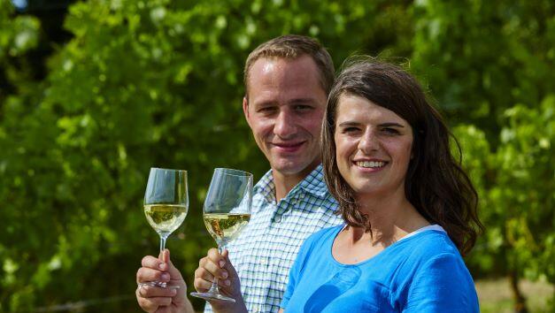 Entdecken Sie eines der 30 privaten Weingüter. Entdecken Sie eines der 30 privaten Weingüter.