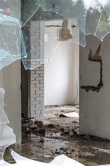 Trostlose Baustelle: Hier fallen die Mauern des alten Café-Deml-Hauses.