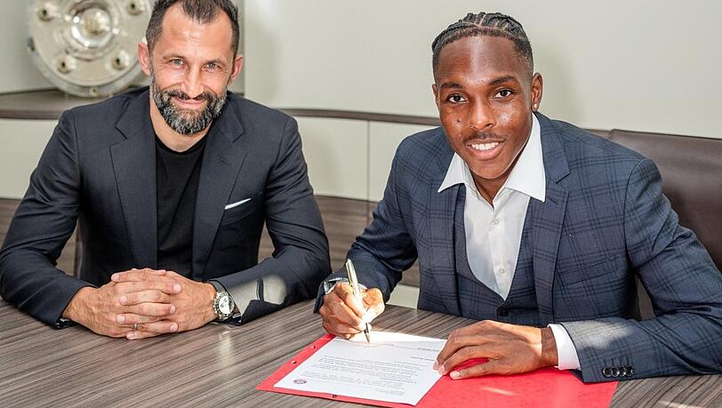 Très bien, Mathys! Hasan Salihamidzic und das Sturmtalent.