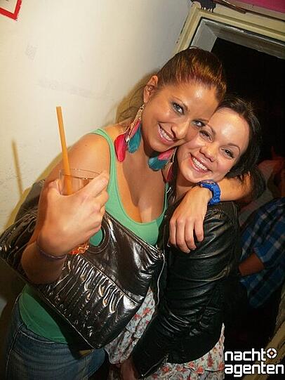 Heiße Girls und schnelle Beats: Auch unter der Woche lassen es die Münchner in den Clubs so richtig krachen. Mehr Bilder von dieser Party gibt's unter: www.nachtagenten.de.