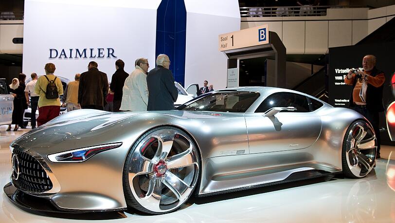 Die Hauptversammlung der Daimler AG ist die letzte Veranstaltung im Internationalem Congress-Centrum (ICC) in Berlin: Zu sehen ist dort am Mittwoch ein Mercedes-Benz AMG Vision Gran Turismo.