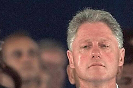 Und wieder ein US-Präsident: Bill Clinton weint um einen toten Soldaten.