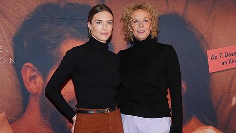 Paula Riemann und Mutter Katja sind durch den Familienzuwachs noch enger zusammenger&uuml;ckt.