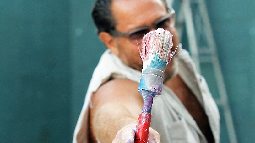 Julian Schnabel bei der Arbeit.