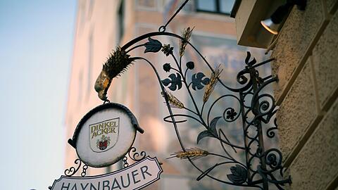 Beim Haxnbauer ist der Name kulinarisches Programm.