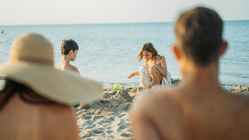 Familienmomente zwischen Sand und Meer in S&eacute;rignan.