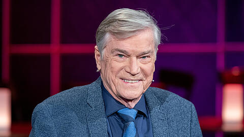 Jochen Busse  in der Talkshow "Riverboat".